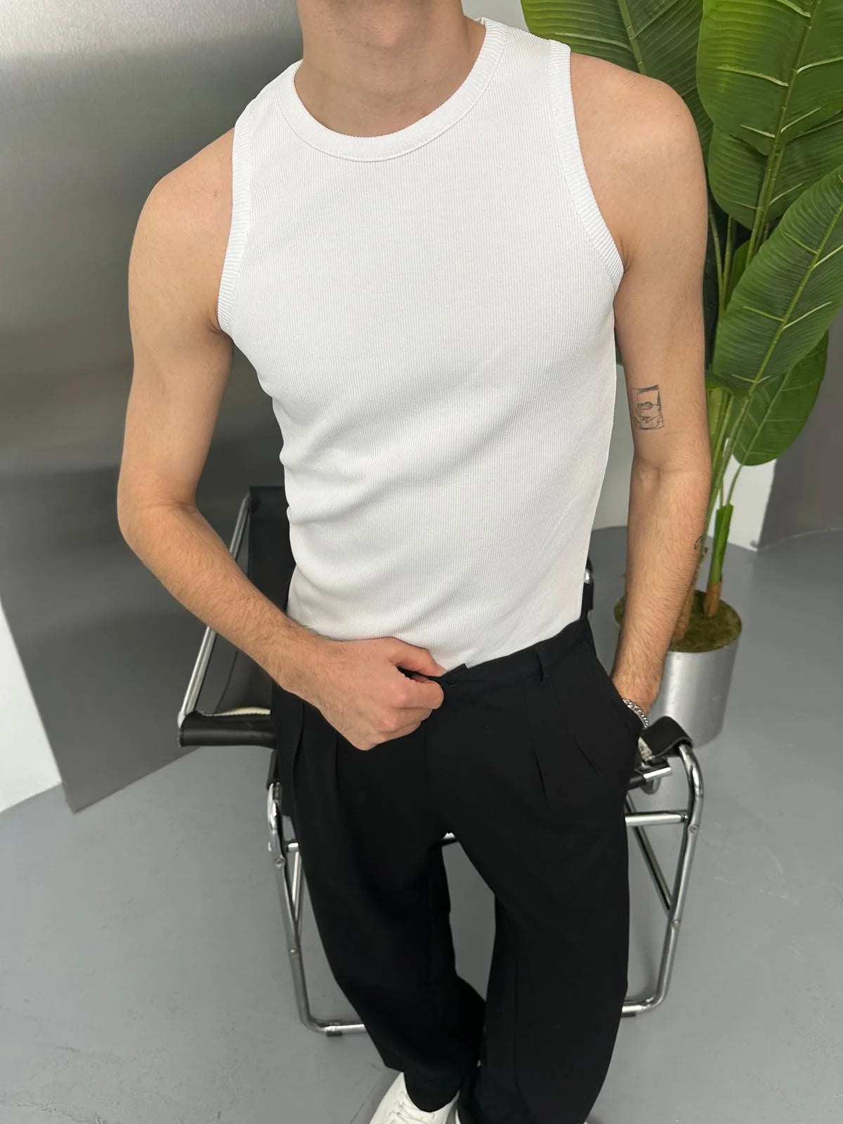 White Basic Tank Top