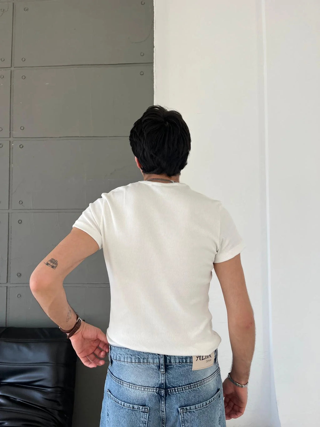 Crew Neck Regular Knit White T-Shirt