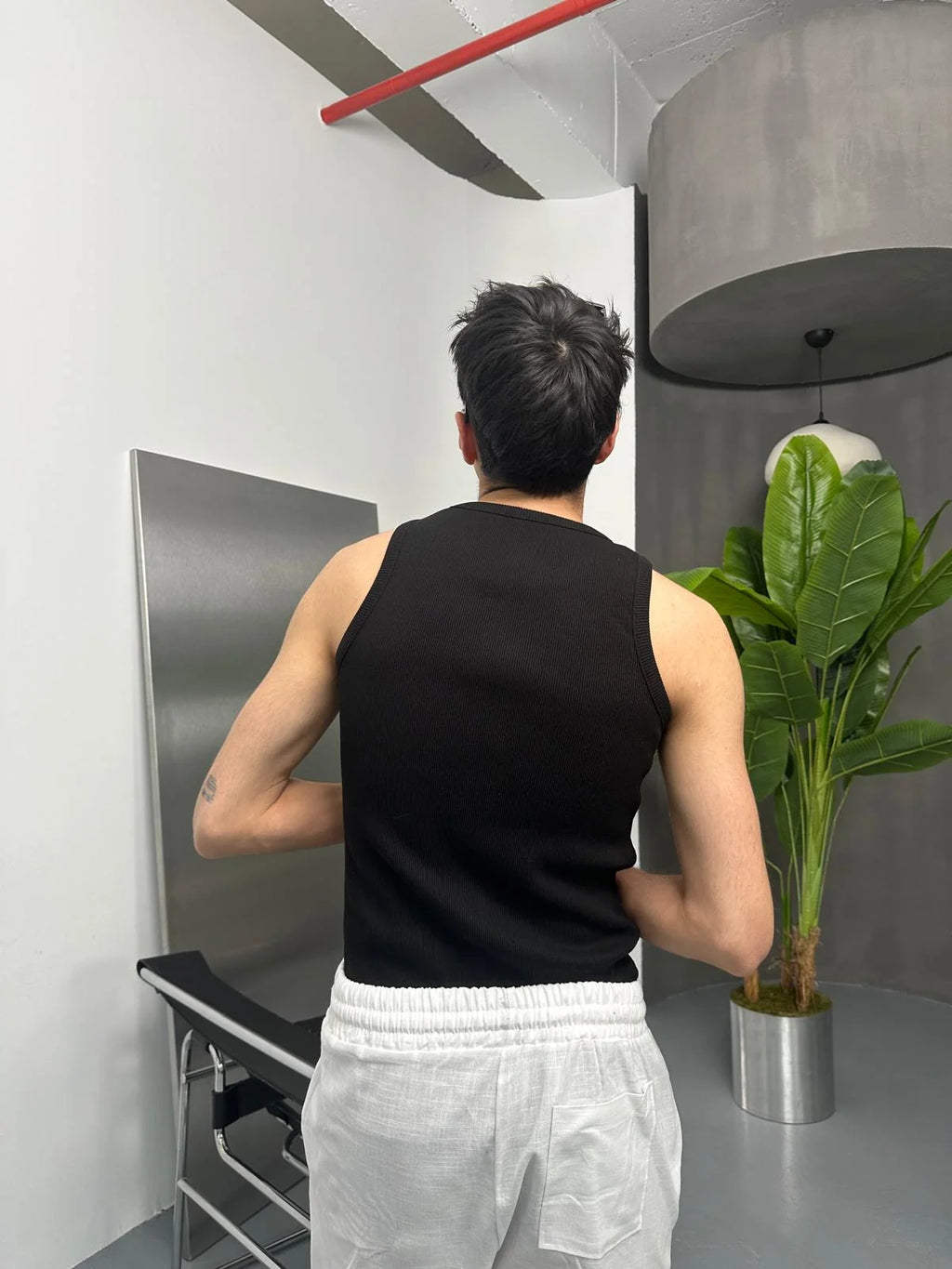 Black Basic Tank Top
