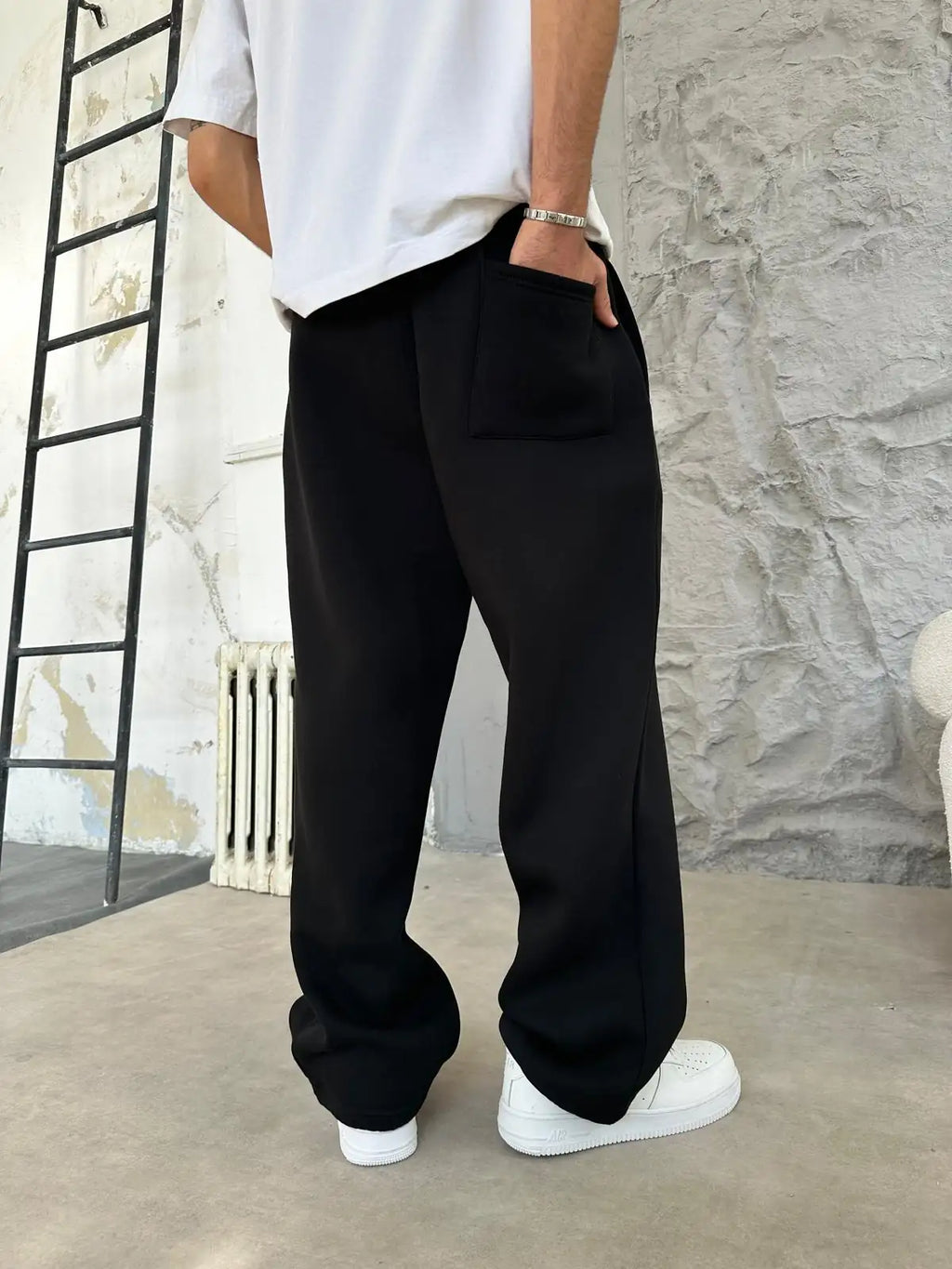 Black Oversized Basic Sweatpants