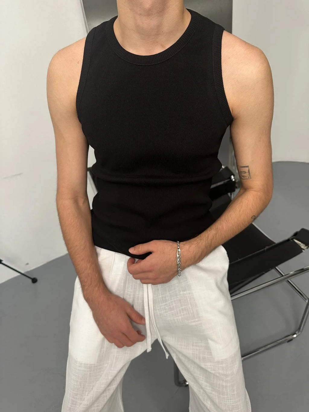 Black Basic Tank Top