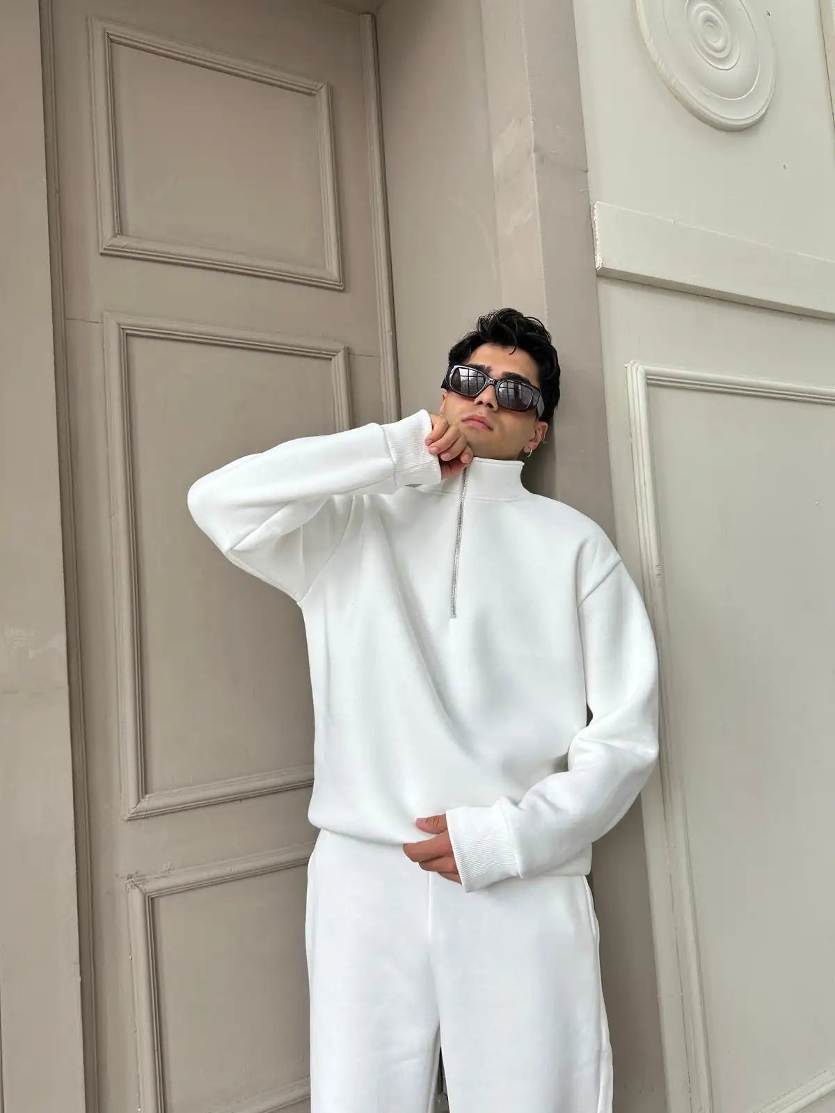 White Oversized Basic Half Zipper