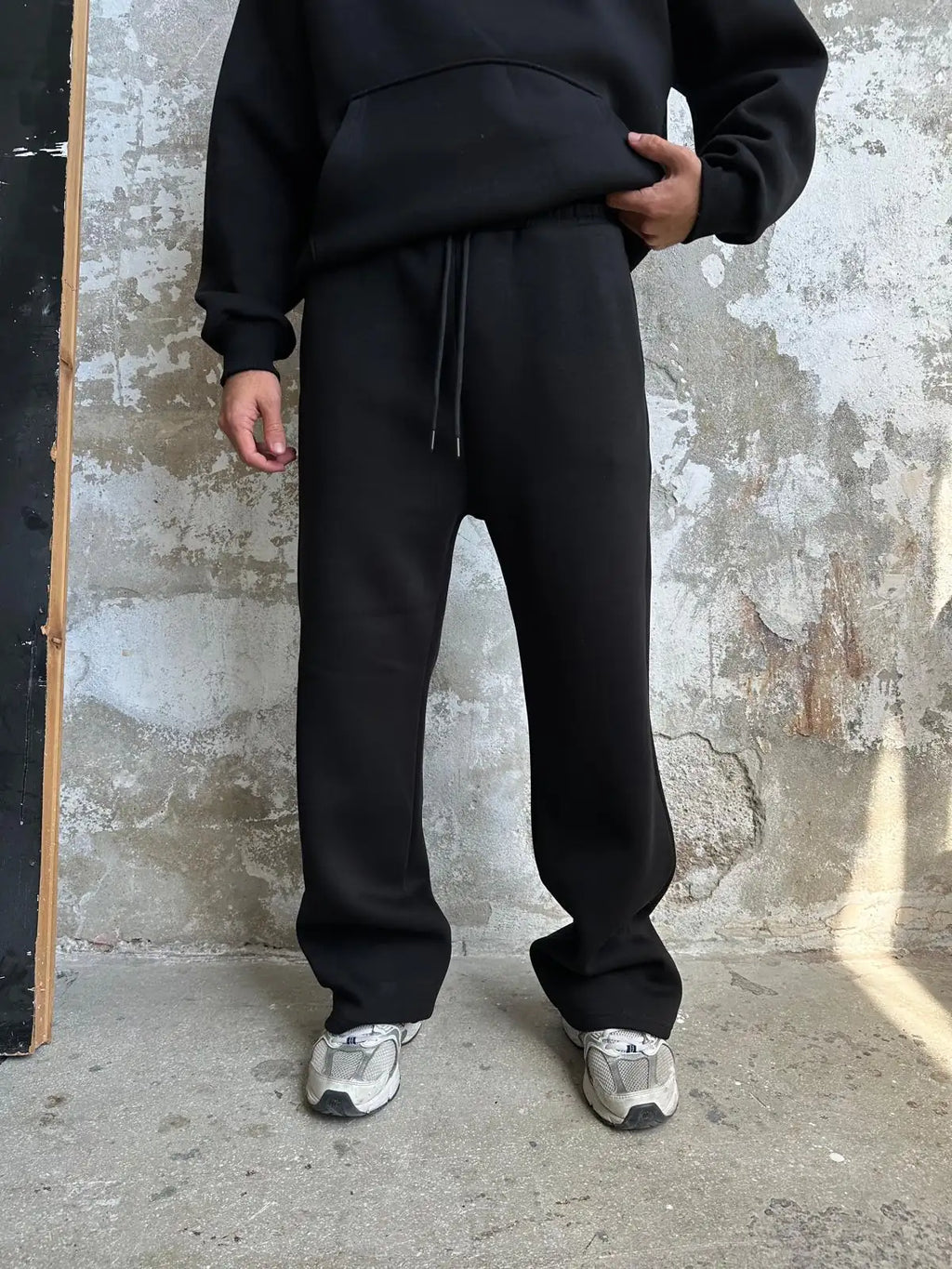 Black Oversized Basic Sweatpants