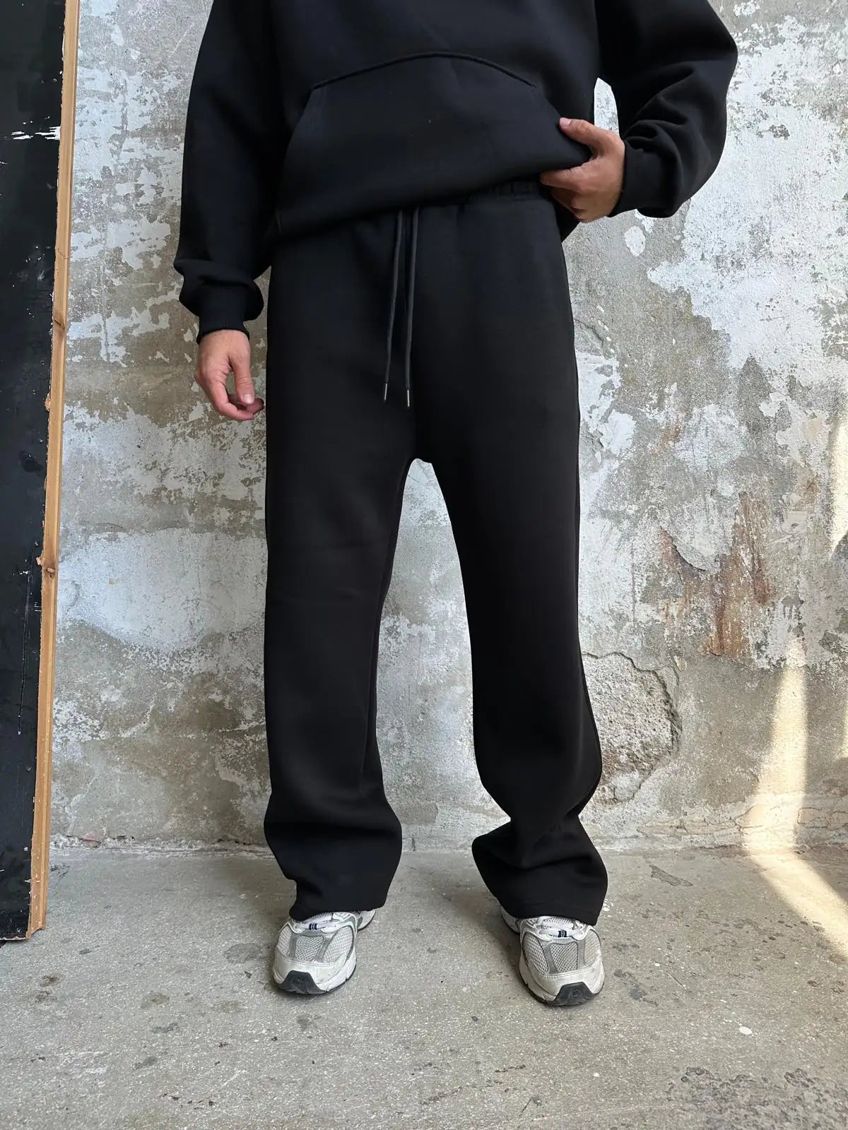 Black Oversized Basic Sweatpants