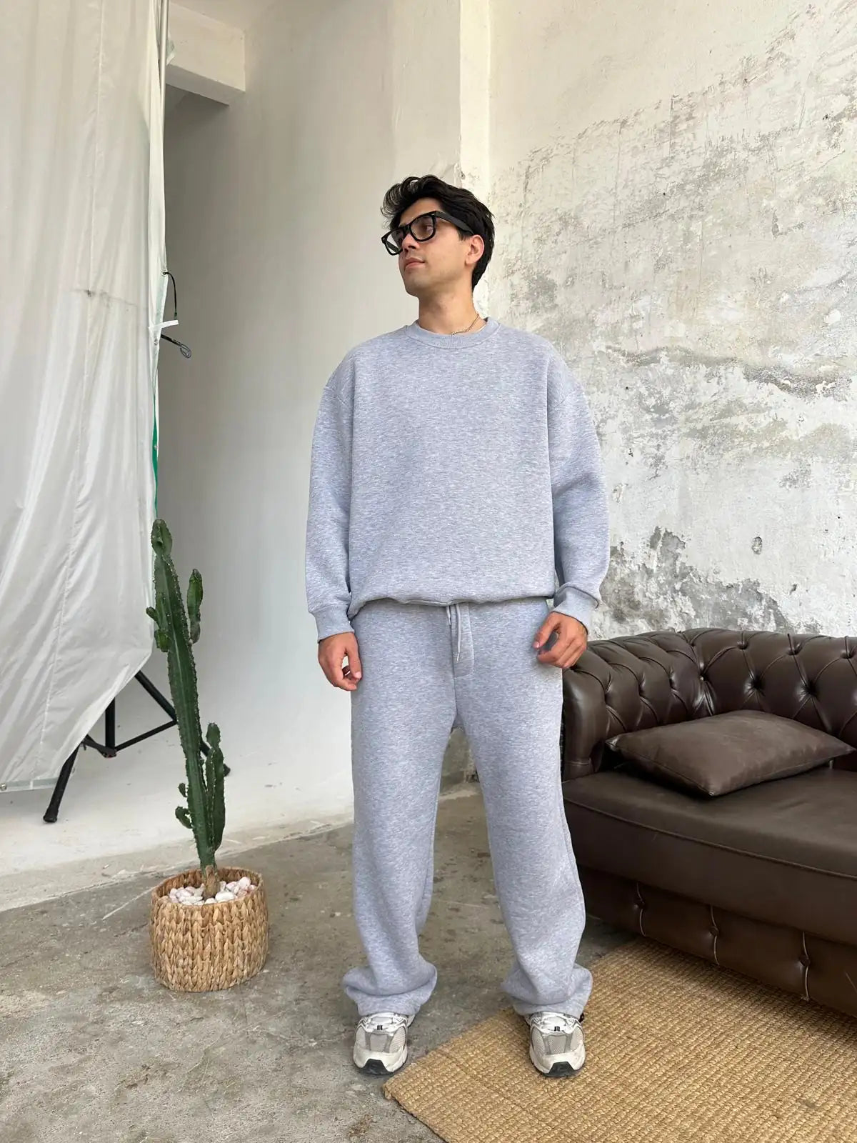 Essential Tracksuit Crewneck/Sweatpants Set - Gray