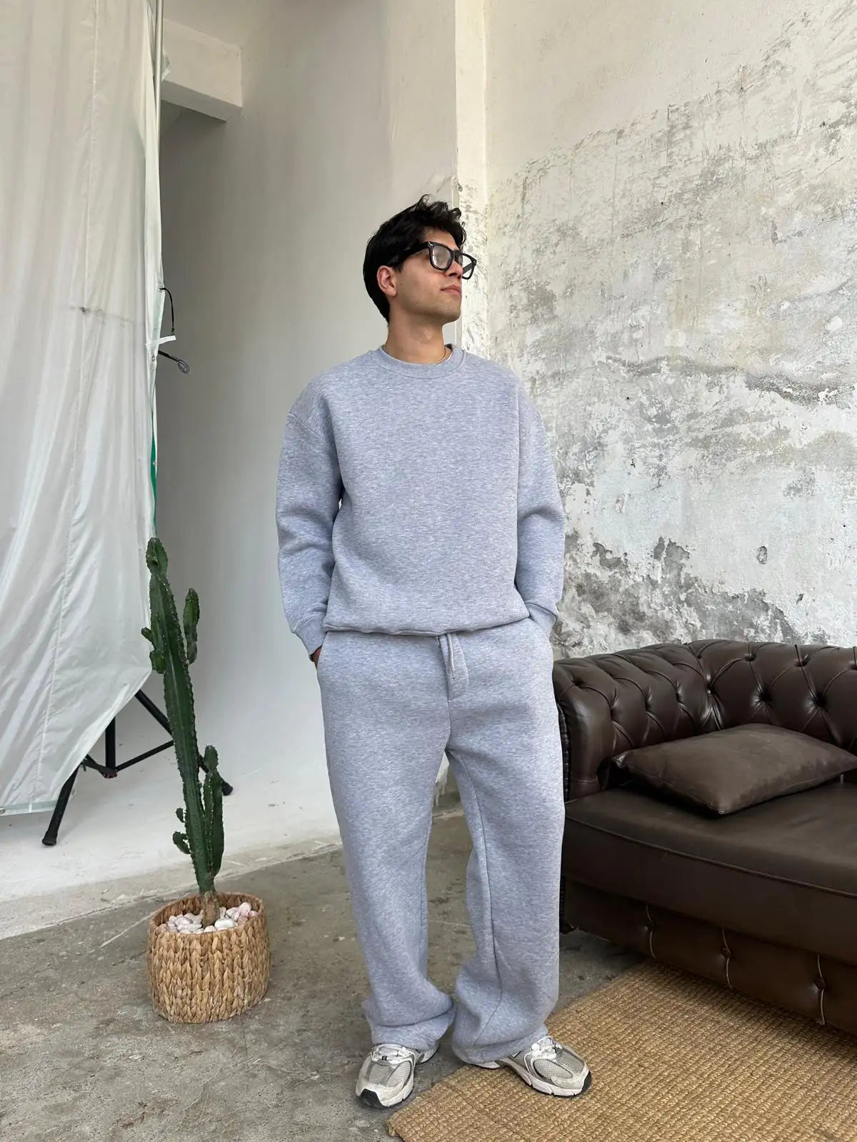 Essential Tracksuit Crewneck/Sweatpants Set - Gray