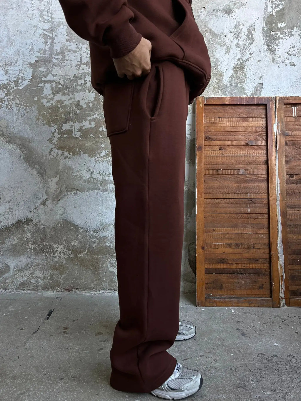 Brown Oversized Basic Sweatpants